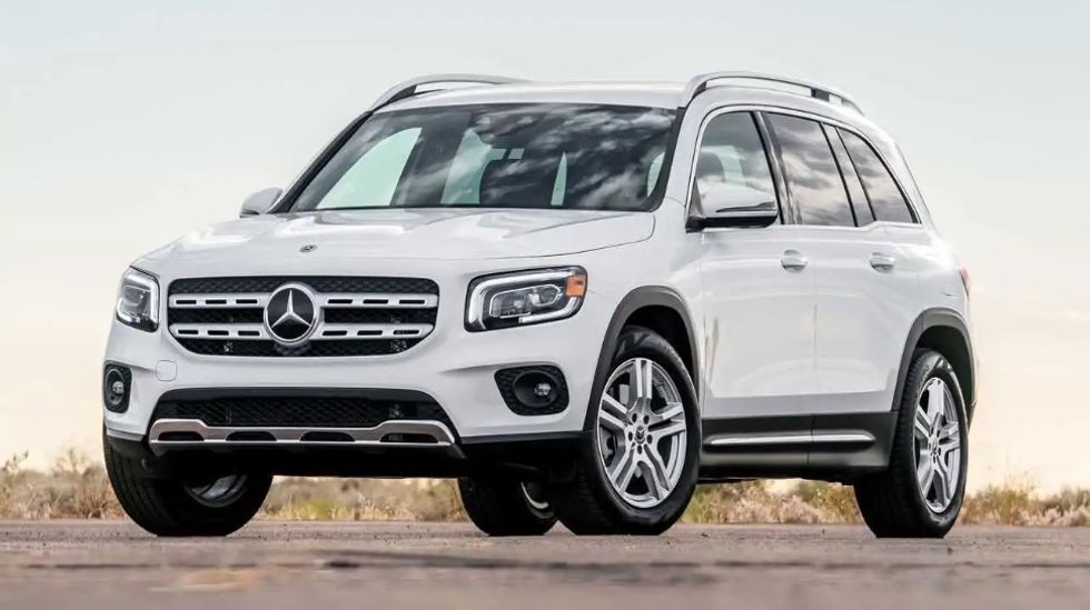 Nissan dhe Mercedes do të mbyllin fabrikën e tyre të përbashkët