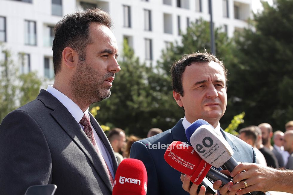 Konjufca pranon nominimin për mandatar, e siguron Kurtin: Populli pret rikthimin tënd më të fuqishëm