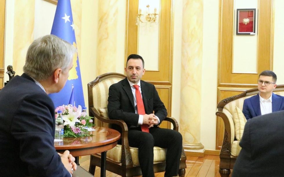 Dimal Basha kërkon miratimin urgjent të Buxhetit 2026 pas takimit me përfaqësuesit e FMN-së