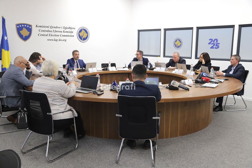 KQZ mban mbledhje, në rend dite akreditimi i vëzhguesve