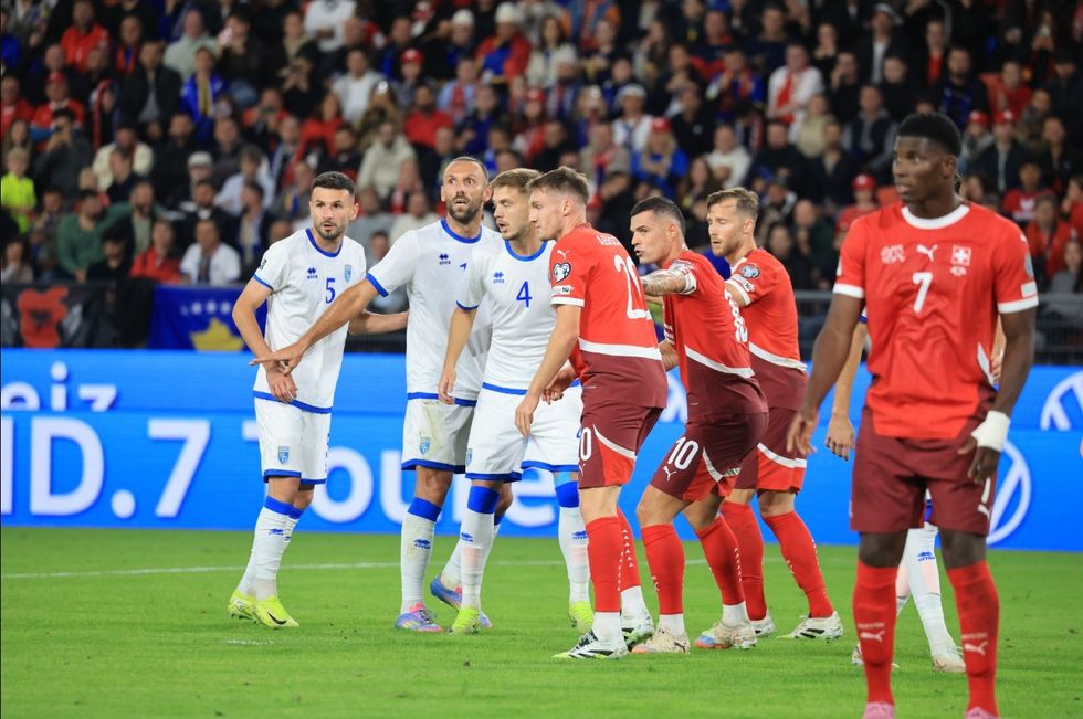 Zvicra publikon listën për ndeshjet e nëntorit, tre shqiptarë grumbullohen për duelin me Kosovën