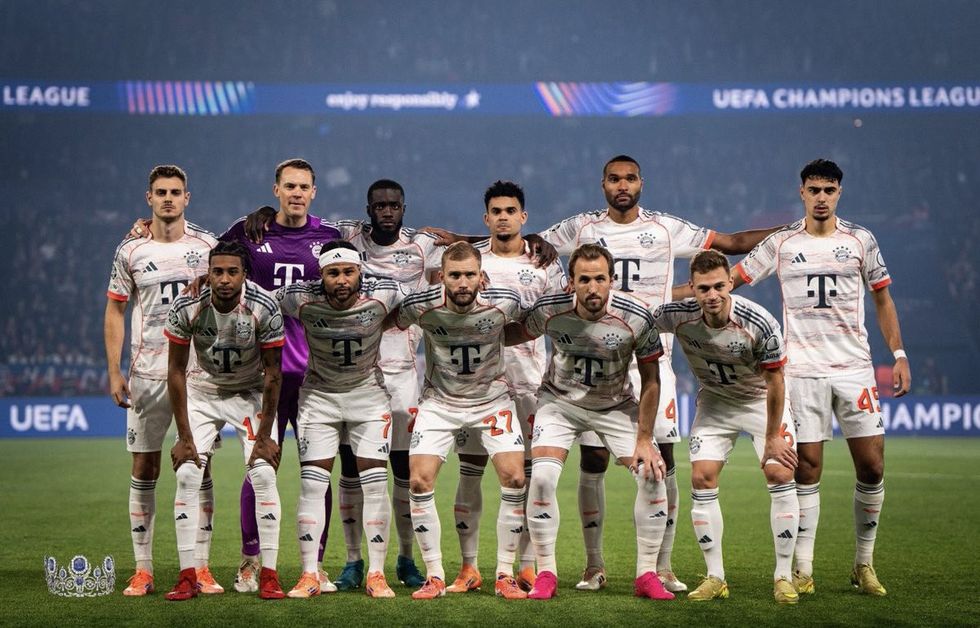 A mund ta imagjinoni të luani 16 ndeshje që nga gushti dhe t'i fitoni të gjitha? Bayern po bën diçka të paprecedentë