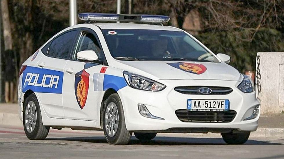 Aksident tragjik në Cërrik, kamioni përplas për vdekje një 70-vjeçar