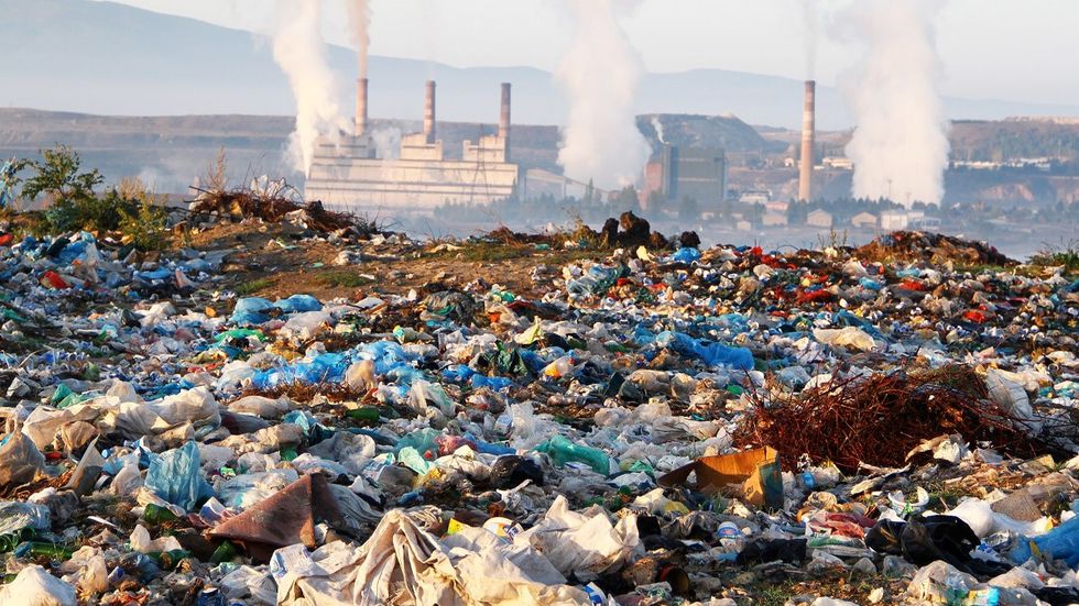 Publikohet raporti mbi menaxhimin e mbeturinave komunale në Kosovë për vitet 2023–2024