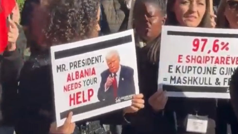 “Projektligji i barazisë gjinore anti-familje”, polemika në Shqipëri për ligjin