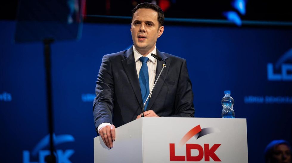 Abdixhiku: Regjimi i frikësuar e në rënie po i trajton studentët si material shitblerjeje zgjedhor