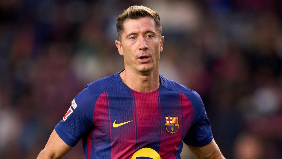 Lewandowski pret Barcelonën para se të vendosë për të ardhmen