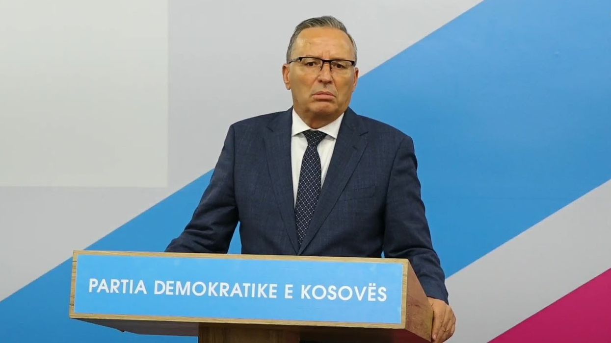 Hamza: Vijat e kuqe, të dëmshme për vendin