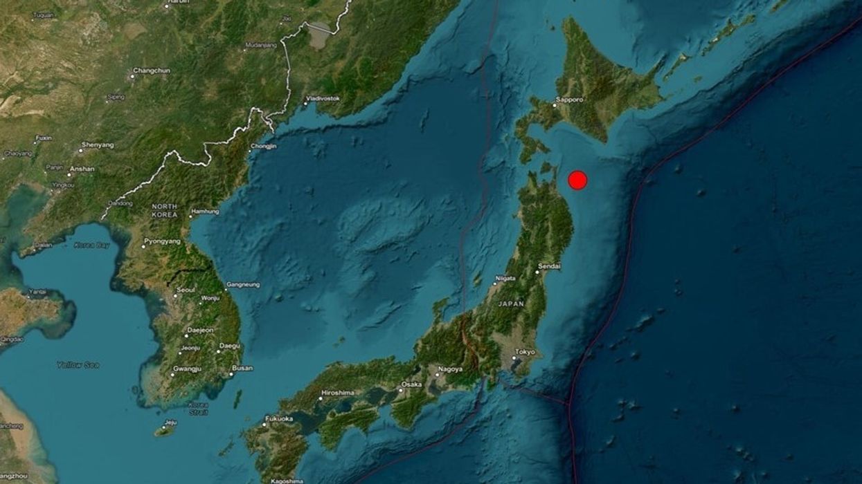 Një tërmet i fuqishëm godet Japoninë, paralajmërime për cunami Një tërmet i fuqishëm godet Japoninë, paralajmërime për cunami