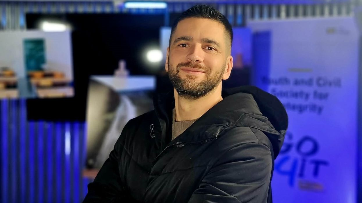 Korab Basha shpallet fitues i konkursit fotografik “Faji i Korrupsionit” nga KDI Korab Basha shpallet fitues i konkursit fotografik “Faji i Korrupsionit” nga KDI