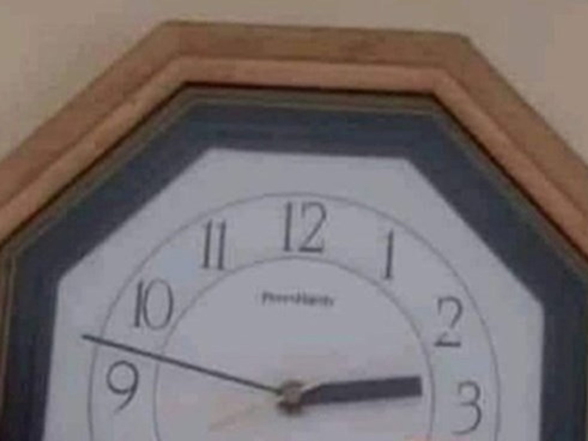 Këso orë muri vështirë se keni parë ndonjëherë! Këso orë muri vështirë se keni parë ndonjëherë!