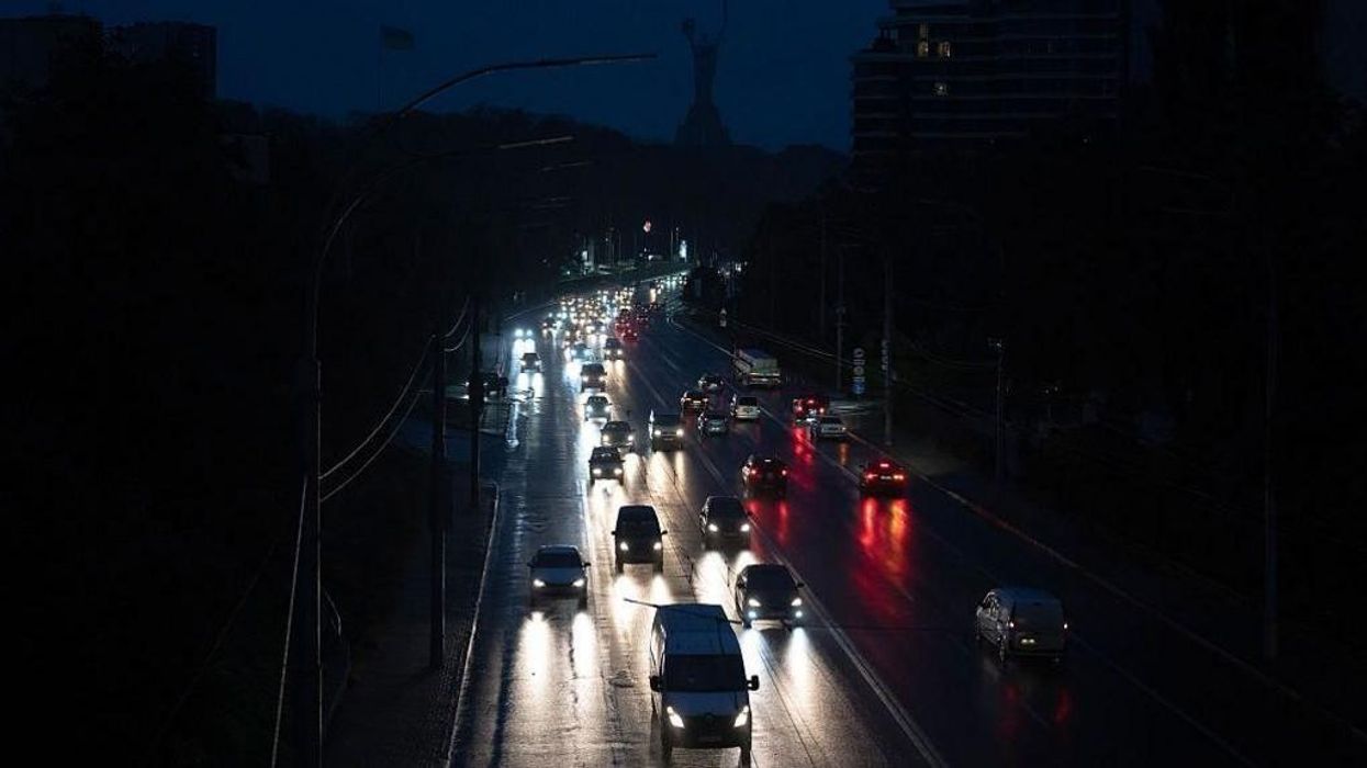 Kievi pa energji elektrike pas sulmeve ruse - 50 për qind e kryeqytetit ukrainas në terr Kievi pa energji elektrike pas sulmeve ruse - 50 për qind e kryeqytetit ukrainas në terr