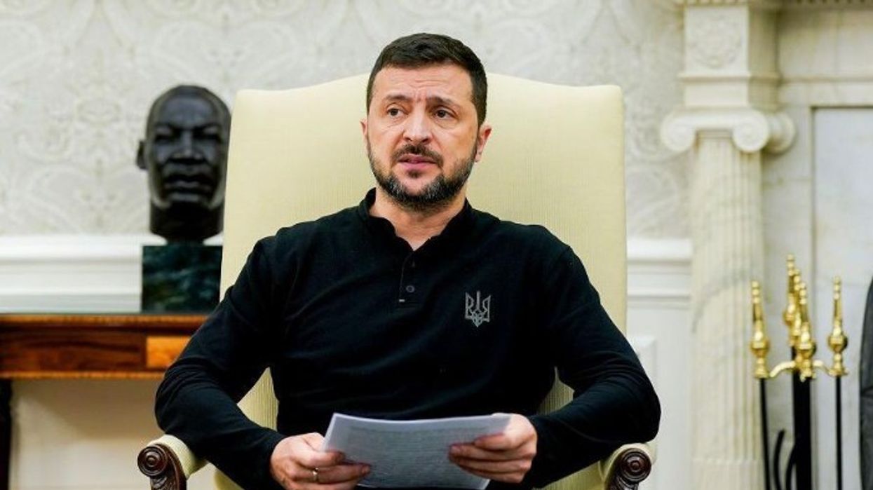 Zelensky për planin e rishikuar të paqes - bisedimet po zhvillohen në tri rrafshe Zelensky për planin e rishikuar të paqes - bisedimet po zhvillohen në tri rrafshe