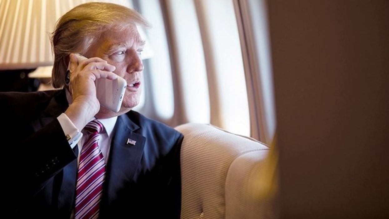 Trump për konfliktet midis Kamboxhias dhe Tajlandës: Do ta zgjidh me një telefonatë Trump për konfliktet midis Kamboxhias dhe Tajlandës: Do ta zgjidh me një telefonatë