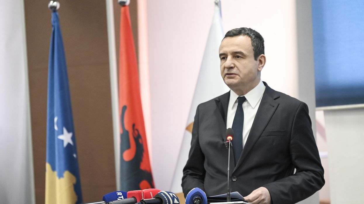 Kurti përkujton kontributin e figurave të shquara shqiptare në dijen dhe artin Kurti përkujton kontributin e figurave të shquara shqiptare në dijen dhe artin