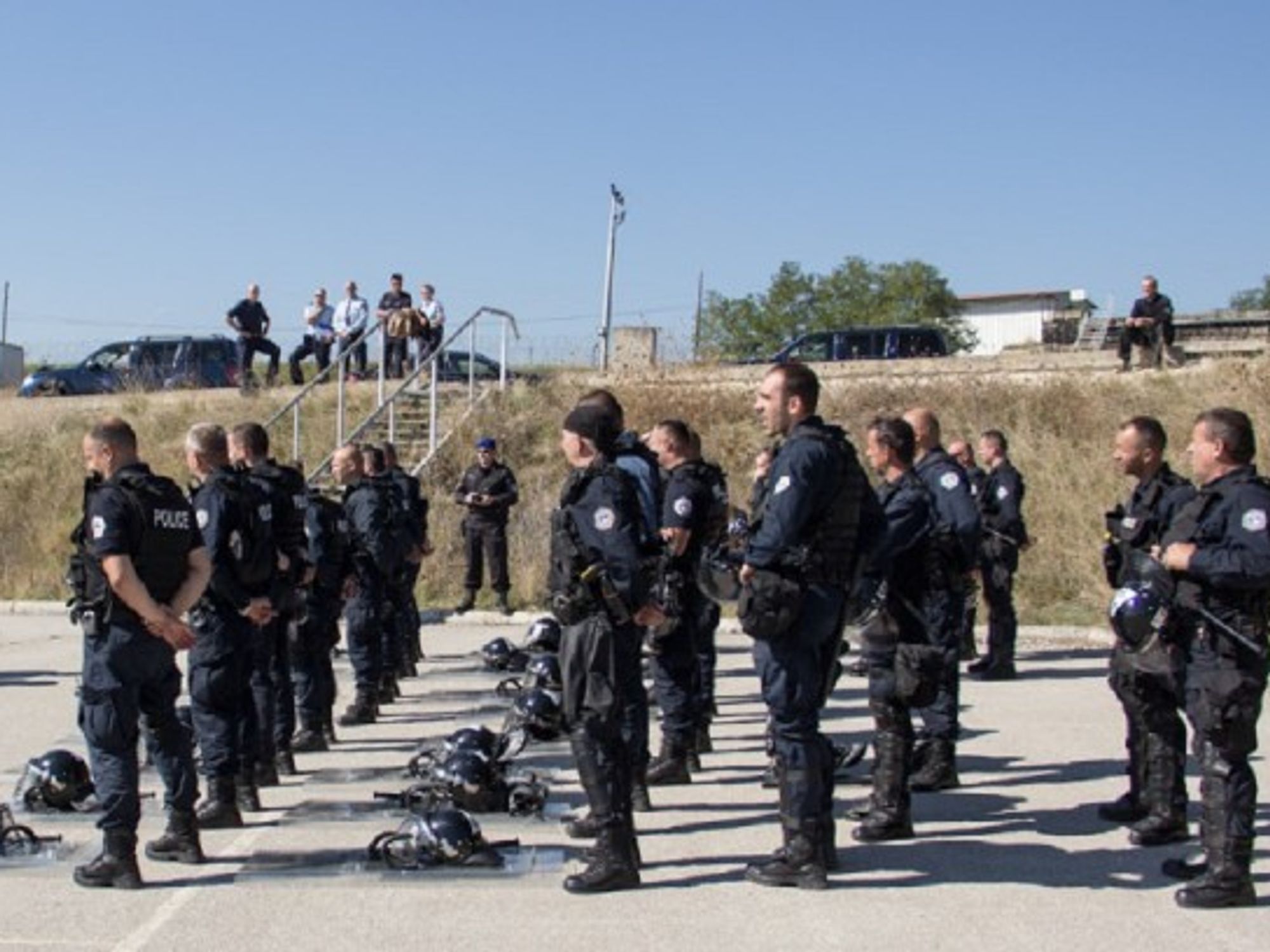 Policia e Kosovës dhe Ambasada Amerikane zhvillojnë ushtrim të gjerë sigurie në Prishtinë Policia e Kosovës dhe Ambasada Amerikane zhvillojnë ushtrim të gjerë sigurie në Prishtinë