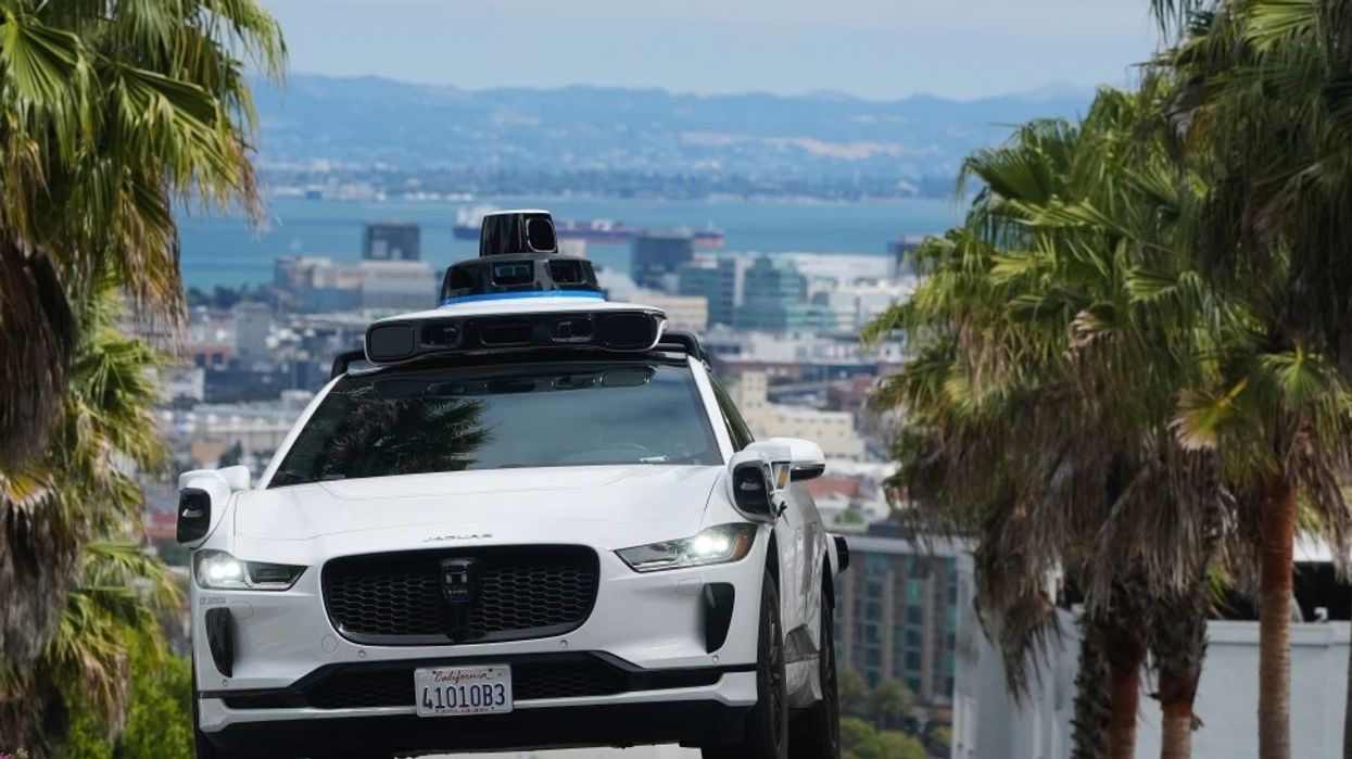 Një grua nga San Francisko sjellë në jetë foshnjën në një taksi autonome Waymo Një grua nga San Francisko sjellë në jetë foshnjën në një taksi autonome Waymo