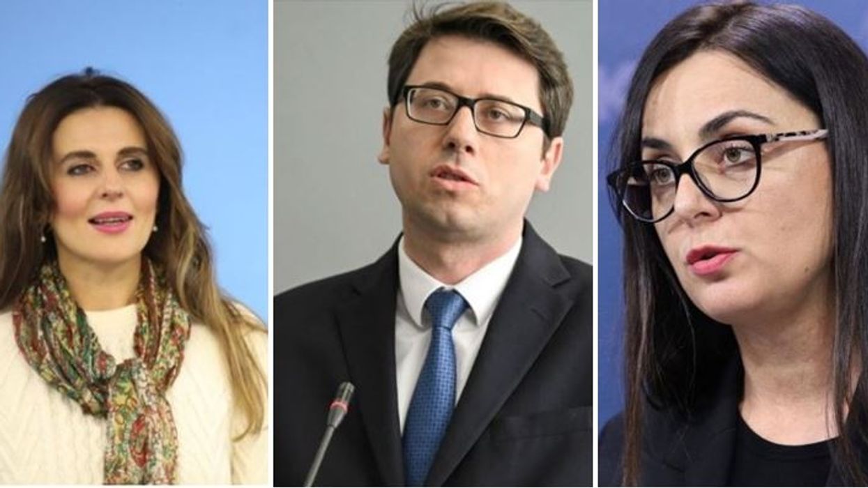 Çitaku dhe Lushaku i kundërpërgjigjen Muratit për vizat: Po merrni meritat e të tjerëve, Kosova sot është më e izoluar se kurrë Çitaku dhe Lushaku i kundërpërgjigjen Muratit për vizat: Po merrni meritat e të tjerëve, Kosova sot është më e izoluar se kurrë