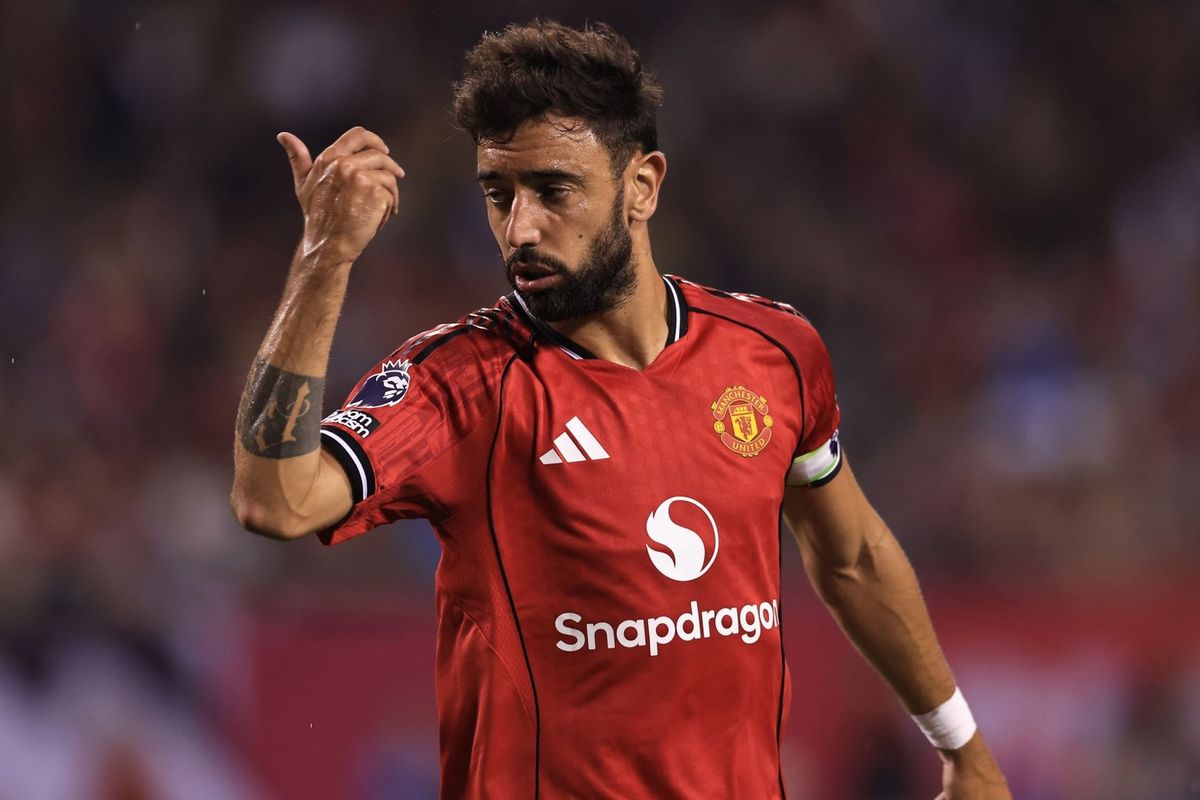 Manchester United pranon ta shesë Bruno Fernandesin në janar Manchester United pranon ta shesë Bruno Fernandesin në janar