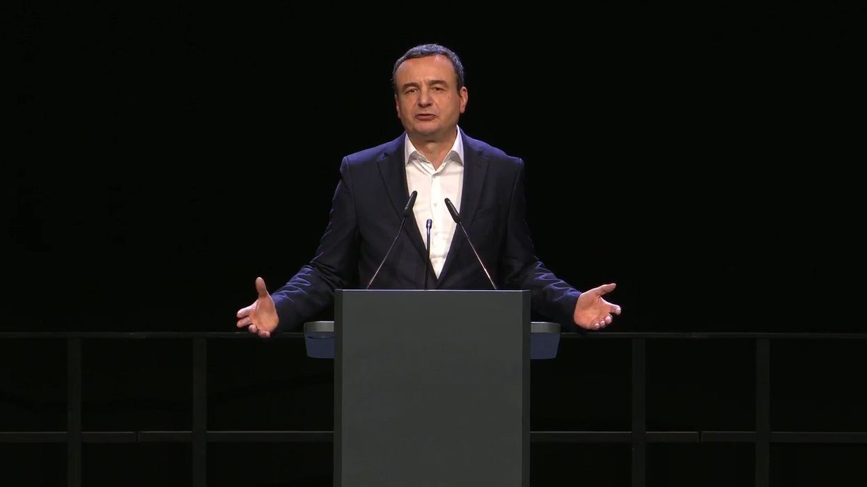 Kurti nga Cyrihu: Më shumë armatim kishte në odat e Kosovës sesa në kazermat e ushtrisë Kurti nga Cyrihu: Më shumë armatim kishte në odat e Kosovës sesa në kazermat e ushtrisë