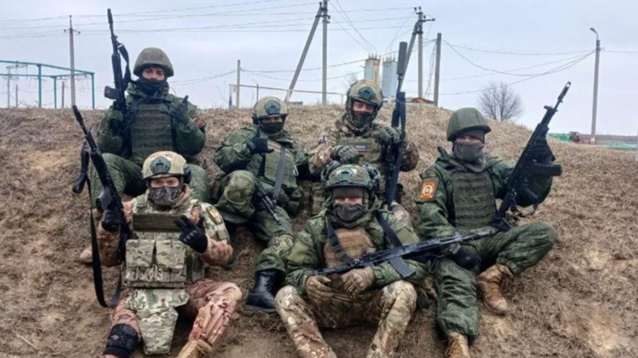 Serbët që luftojnë për Putinin në Ukrainë po përgatiten për një luftë të re ballkanike – atë në Bosnje e Hercegovinë