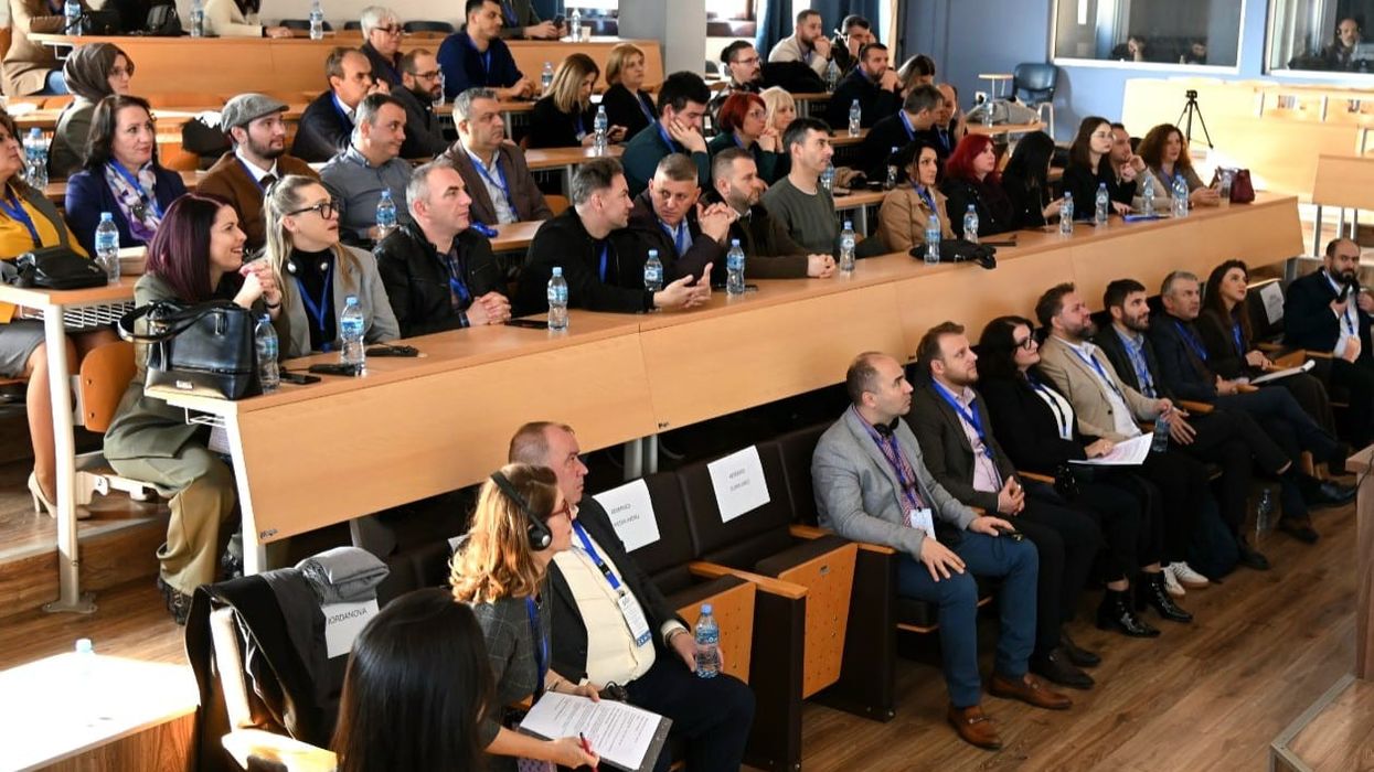 ECONLIT Forum 2025: Edukimi ekonomik si bazë për një shoqëri të qëndrueshme dhe të përgjegjshme ECONLIT Forum 2025: Edukimi ekonomik si bazë për një shoqëri të qëndrueshme dhe të përgjegjshme