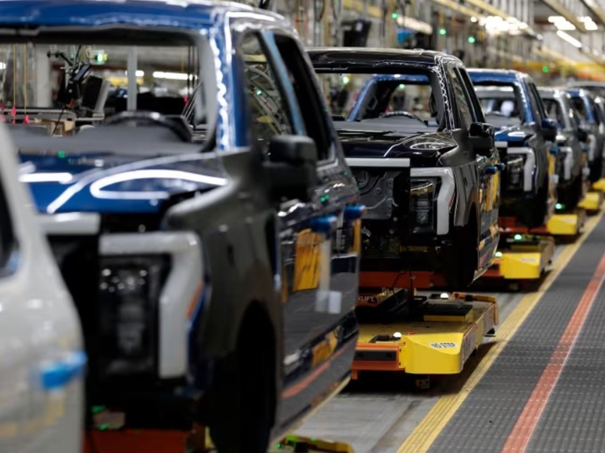 Ford pret humbje miliardëshe teksa tërheq planet për automjetet elektrike dhe ndalon prodhimin e F-150 Lightning Ford pret humbje miliardëshe teksa tërheq planet për automjetet elektrike dhe ndalon prodhimin e F-150 Lightning
