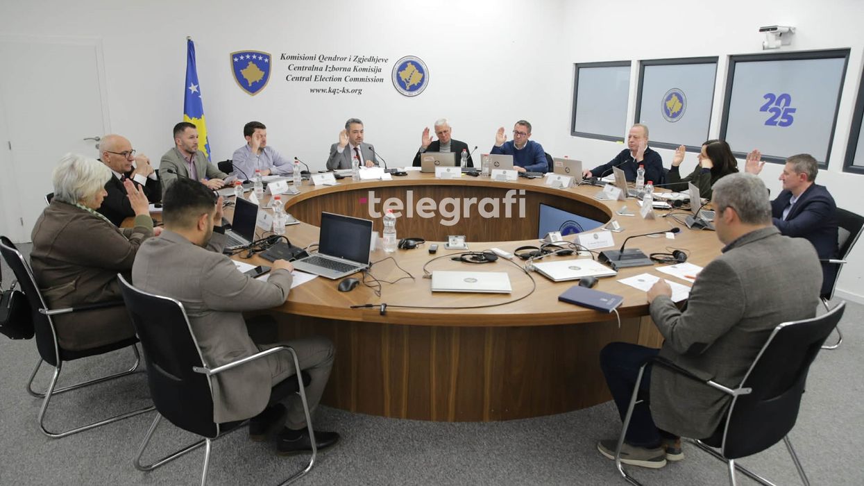 KQZ akrediton 283 vëzhgues dhe lehtëson regjistrimin për votim për personat mbi 80 vjeç