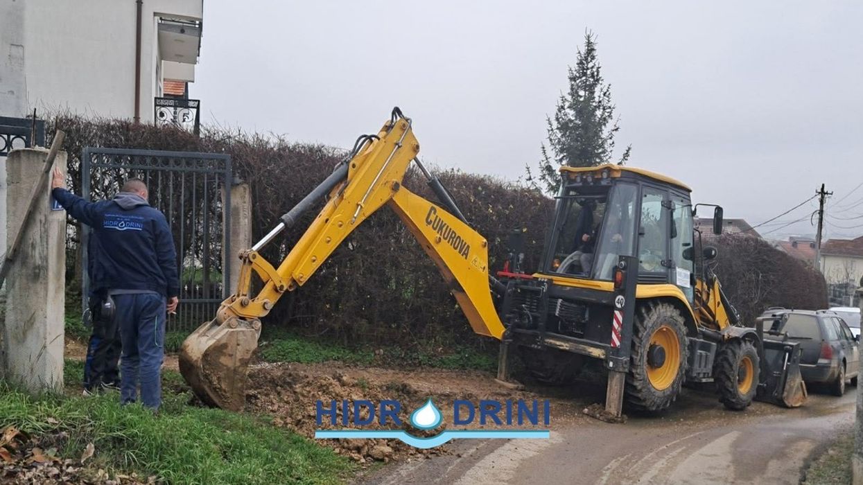 Sanohen pesë prishje në rrjetin e ujësjellësit në Klinë