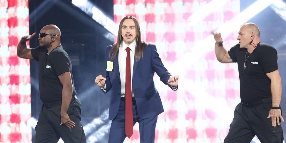 Krijuesi i hitit “Espresso Macchiato”, Tommy Cash do të performojë në Festivalin e Këngës në RTSH