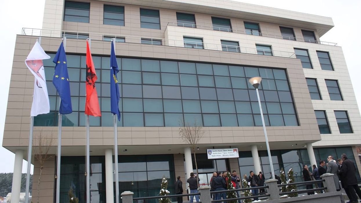 Komuna e Skenderajt shpall konkurs për 120 bursa studentore Komuna e Skenderajt shpall konkurs për 120 bursa studentore