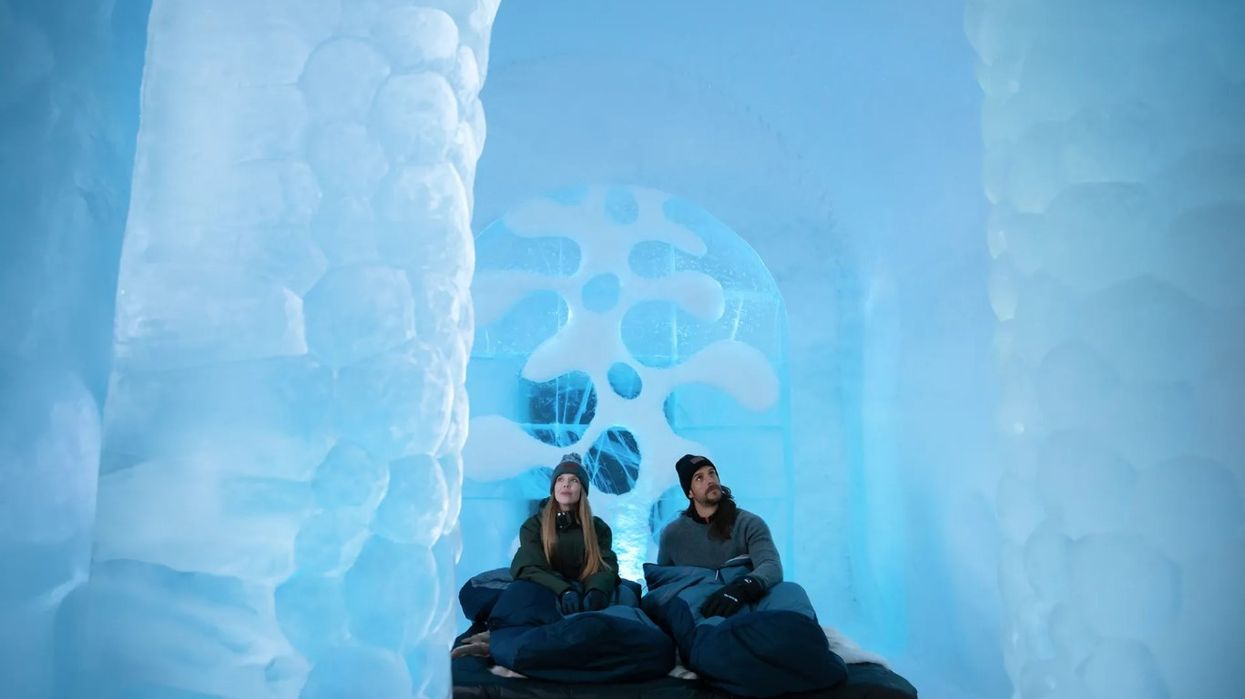 A do të flinit mbi akull? Brenda hoteleve dimërore që shkrihen çdo pranverë