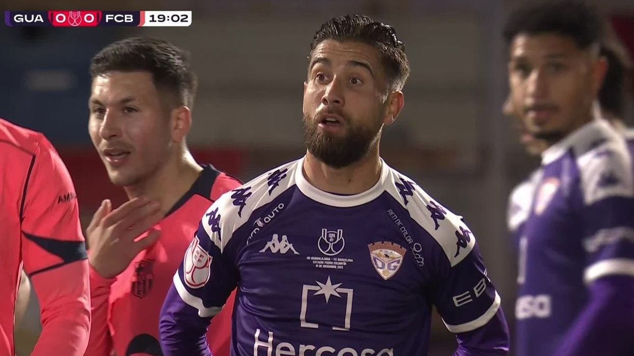 Jo, ky nuk është Sergio Ramos: Luajti kundër Barcelonës dhe bëhet viral shkaku i ngjashmërisë me ish-yllin e Real Madridit Jo, ky nuk është Sergio Ramos: Luajti kundër Barcelonës dhe bëhet viral shkaku i ngjashmërisë me ish-yllin e Real Madridit