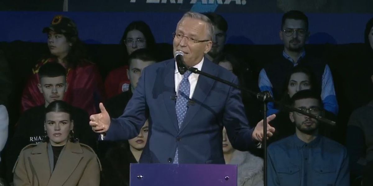 Hamza në Prizren: 50% rritje page për mësuesi, mjekët, policët, zjarrëfikësit e ushtarët.. Hamza në Prizren: 50% rritje page për mësuesi, mjekët, policët, zjarrëfikësit e ushtarët..