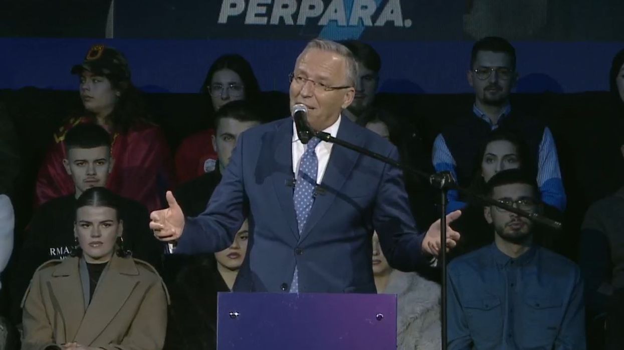 Hamza në Prizren: 50% rritje page për mësuesi, mjekët, policët, zjarrëfikësit e ushtarët..