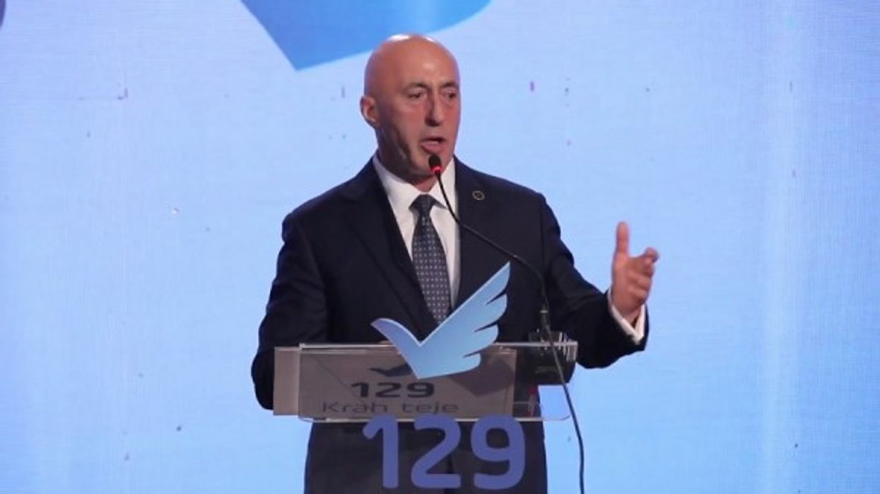 Haradinaj prezanton programin qeverisës: Rritje ekonomike dhe dyfishim pagash Haradinaj prezanton programin qeverisës: Rritje ekonomike dhe dyfishim pagash