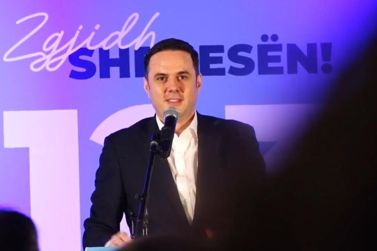 Abdixhiku: Do ta rrisim koeficientin e pagave nga 110 në 150 euro Abdixhiku: Do ta rrisim koeficientin e pagave nga 110 në 150 euro