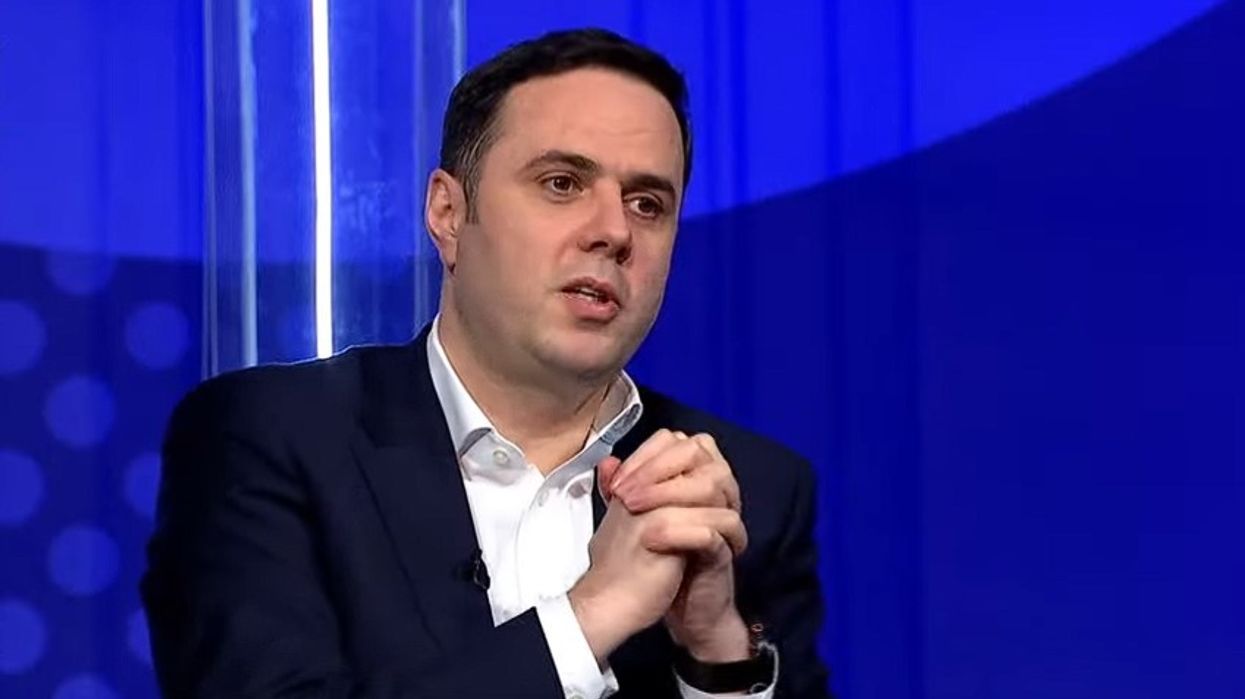 Abdixhiku: Jemi ngulfatë te një mediokritet politik Abdixhiku: Jemi ngulfatë te një mediokritet politik