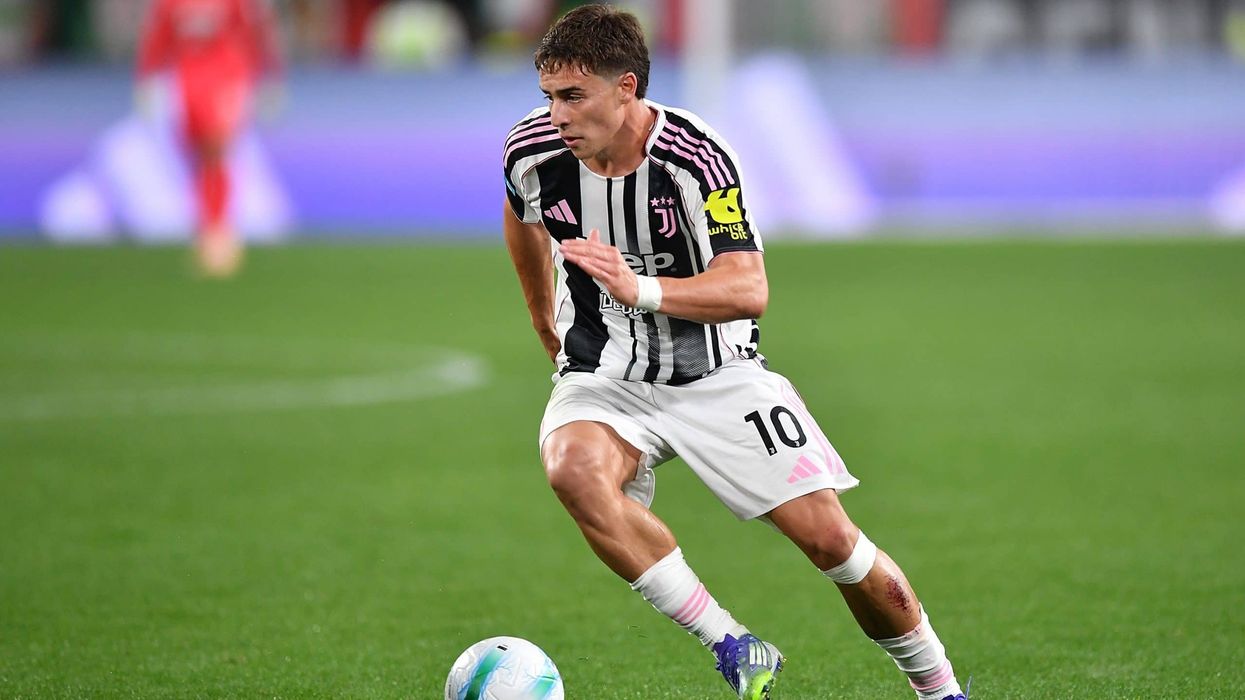 Juve ngec në bisedime për rinovimin e kontratës me Yildiz, ndërsa interesi i Ligës Premier po afrohet Juve ngec në bisedime për rinovimin e kontratës me Yildiz, ndërsa interesi i Ligës Premier po afrohet