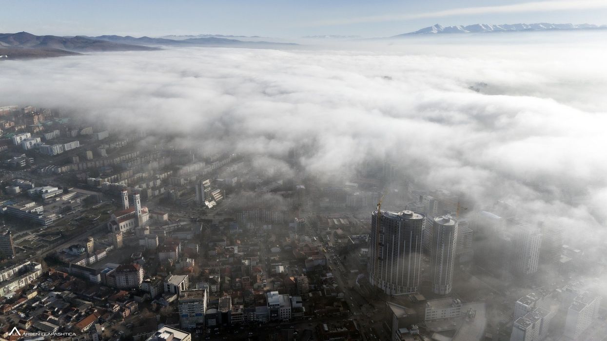 Komunat e Kosovës nën mjegull - Prishtina, Peja, Prizreni dhe Ferizaj më të prekurat Komunat e Kosovës nën mjegull - Prishtina, Peja, Prizreni dhe Ferizaj më të prekurat