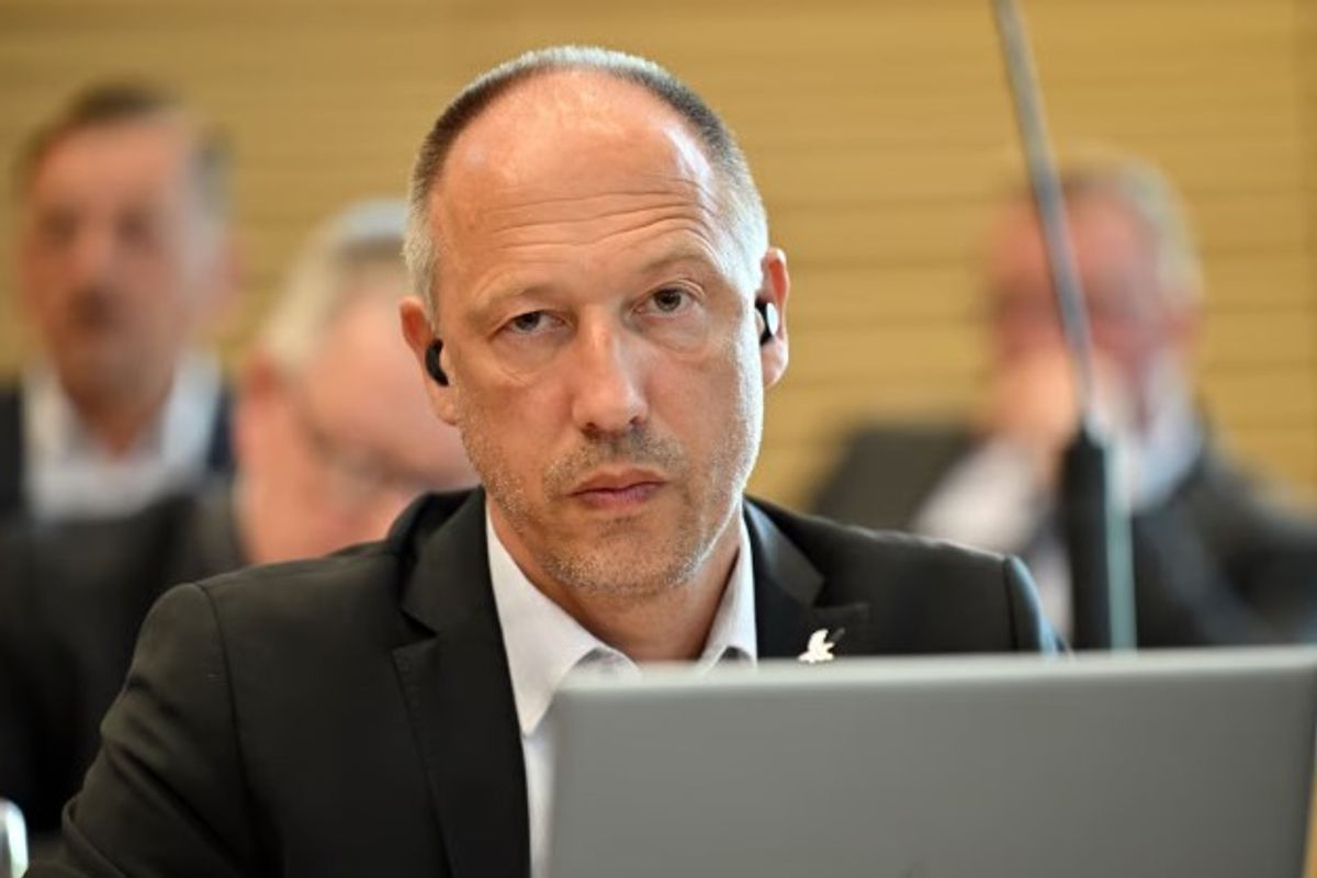 AfD e ekstremit të djathtë në Gjermani akuzohet për mbledhjen e informacionit për Kremlinin AfD e ekstremit të djathtë në Gjermani akuzohet për mbledhjen e informacionit për Kremlinin
