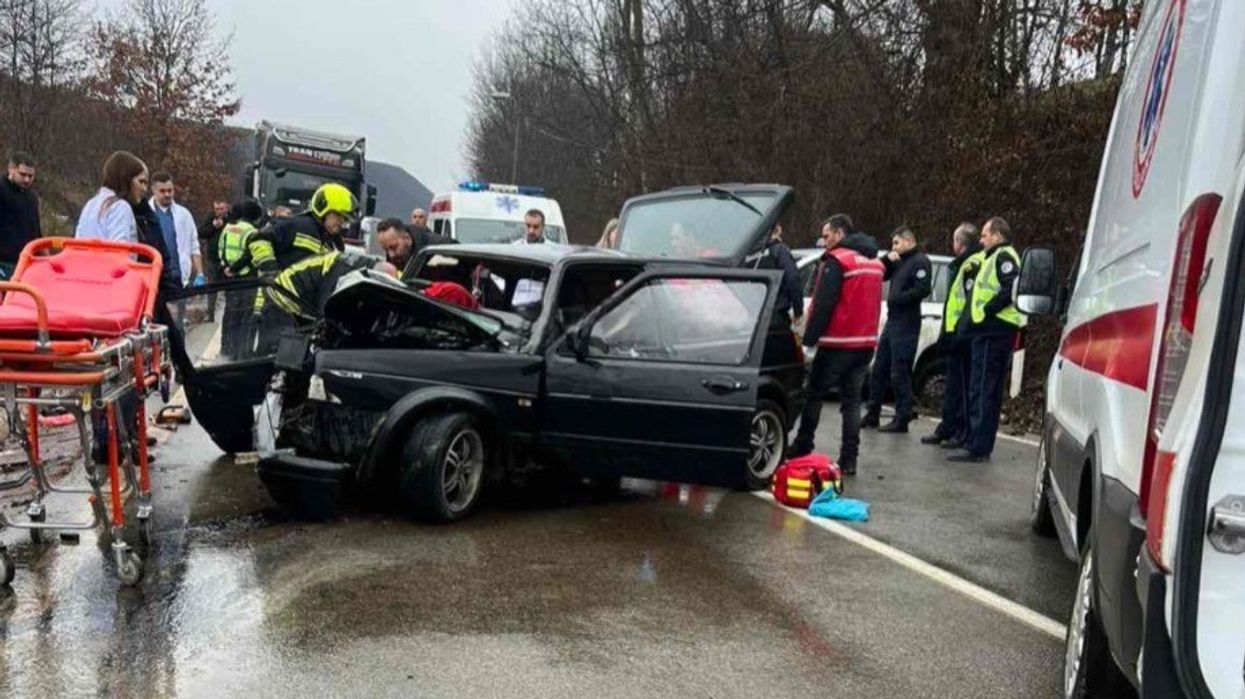 Pesë të lënduar pas aksidentit në rrugën Mitrovicë–Leposaviq Pesë të lënduar pas aksidentit në rrugën Mitrovicë–Leposaviq