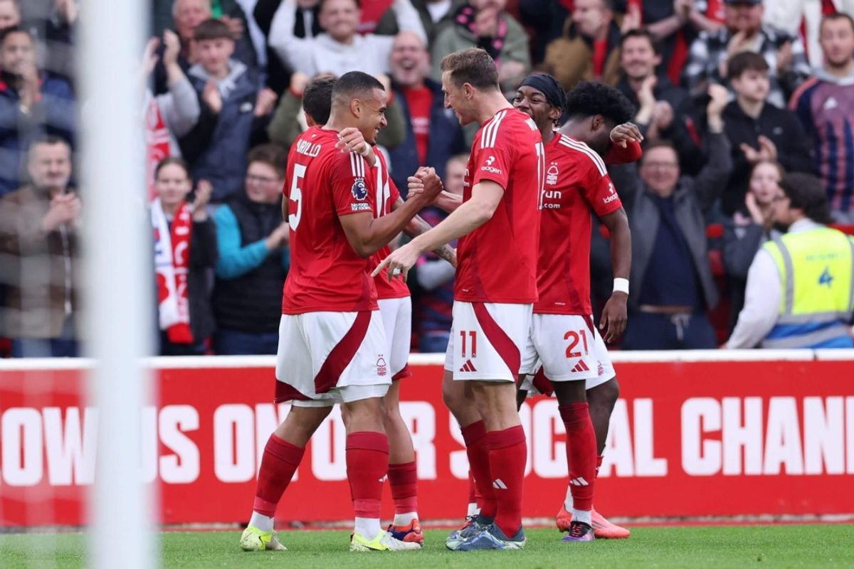Barcelona është e interesuar për dy mbrojtësit e Nottingham Forest Barcelona është e interesuar për dy mbrojtësit e Nottingham Forest