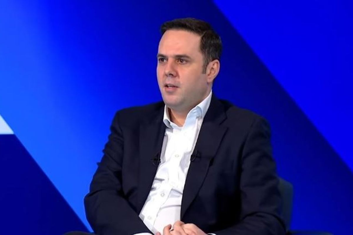 Abdixhiku: Udhëheqësit e LVV-së s’kanë kauzë politike, ata mbesin gjallë me sharje e fyerje Abdixhiku: Udhëheqësit e LVV-së s’kanë kauzë politike, ata mbesin gjallë me sharje e fyerje