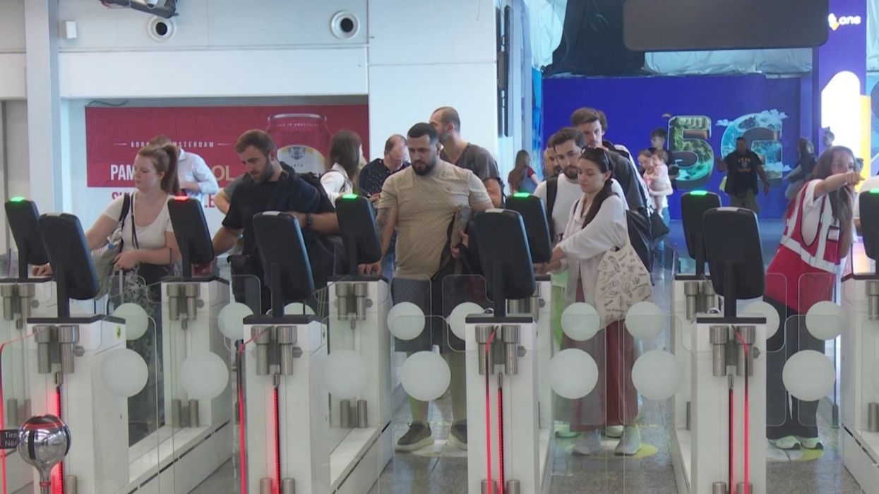 Qytetarët e Kosovës besnik ndaj Shqipërisë edhe për Vitin e Ri Qytetarët e Kosovës besnik ndaj Shqipërisë edhe për Vitin e Ri