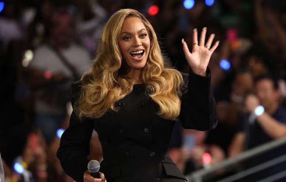 beyonce-behet-miliardere-hyn-ne-klubin-elite-te-pese-muzikanteve-me-te-pasur-ne-bote