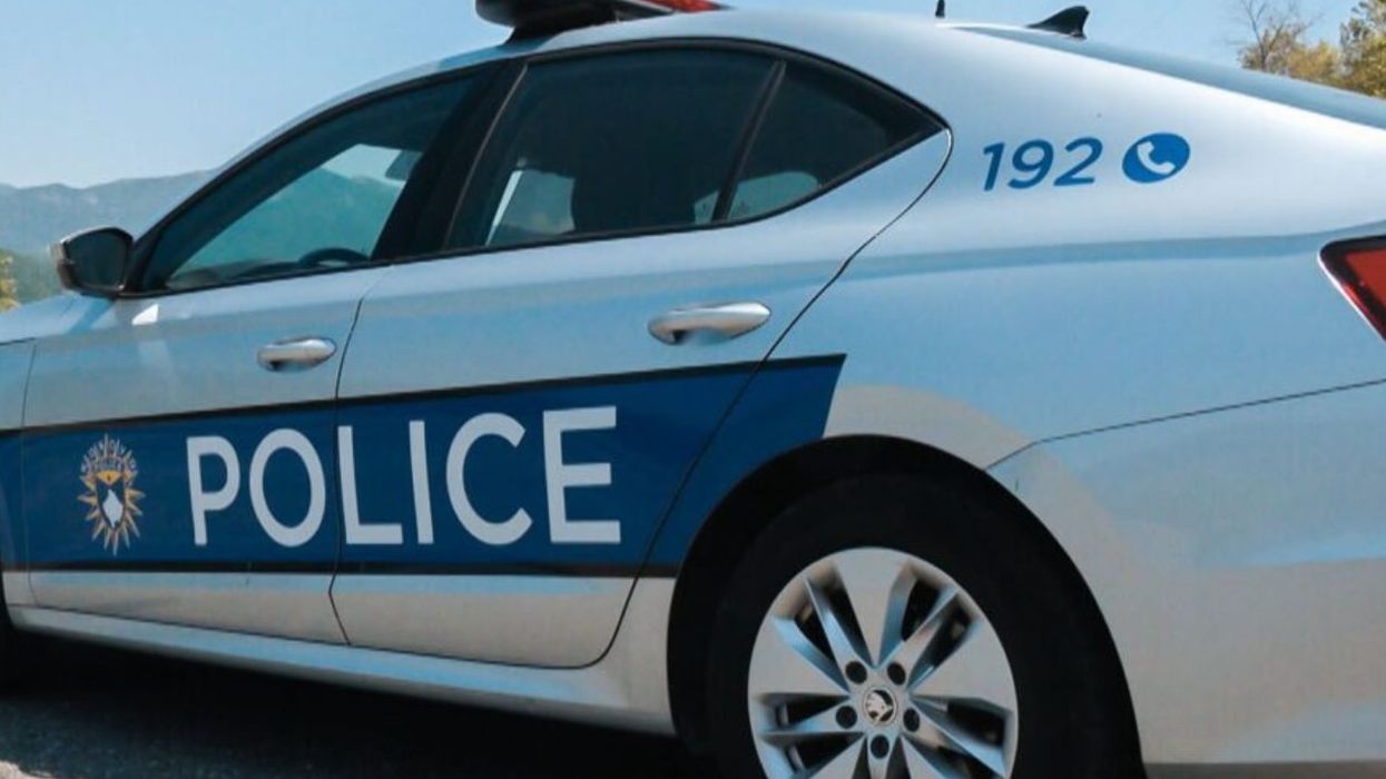 Plagosja me armë zjarri në Pejë, i dyshuari vetëdorëzohet në polici Plagosja me armë zjarri në Pejë, i dyshuari vetëdorëzohet në polici