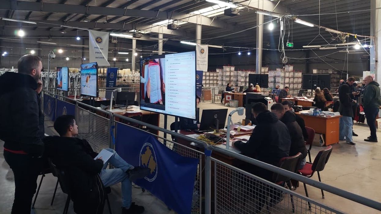Verifikimi i rezultateve të subjekteve politike dhe numërimi i votave të kandidatëve për deputetë, KQZ jep të dhënat e fundit Verifikimi i rezultateve të subjekteve politike dhe numërimi i votave të kandidatëve për deputetë, KQZ jep të dhënat e fundit