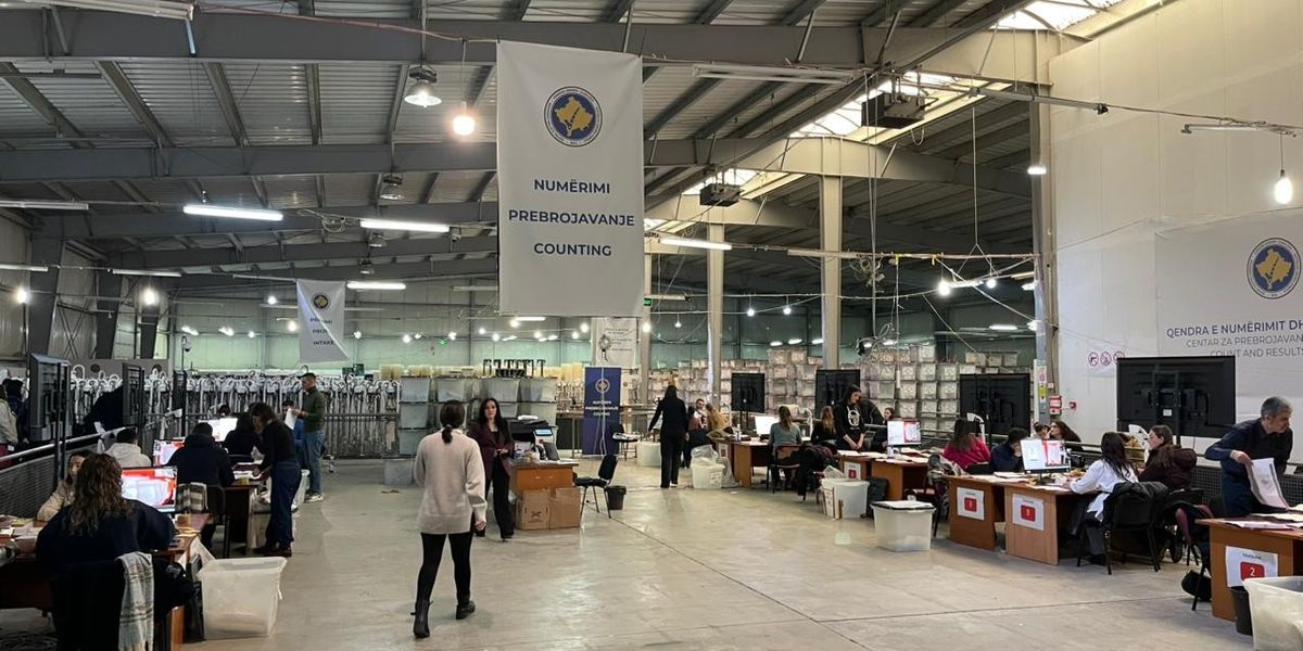 Përfundon numërimi i votave për deputetë, dhjetë kandidatët më të votuar të LVV-së, PDK-së, LDK-së e AAK-së Përfundon numërimi i votave për deputetë, dhjetë kandidatët më të votuar të LVV-së, PDK-së, LDK-së e AAK-së