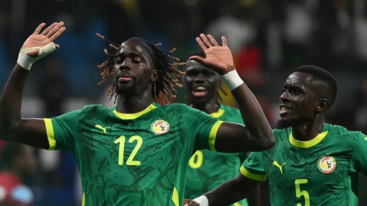 Senegali fiton me përmbysje dhe kualifikohet në çerekfinale të Kupës së Afrikës Senegali fiton me përmbysje dhe kualifikohet në çerekfinale të Kupës së Afrikës